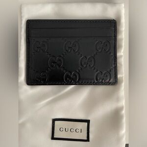 Authentic Gucci GG Signature Black Leather Cardcase